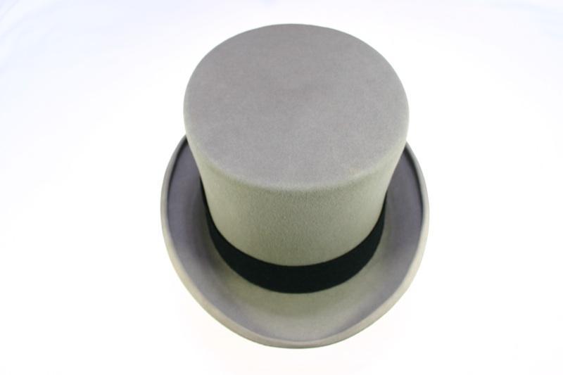 Hoed en handschoenen, huren