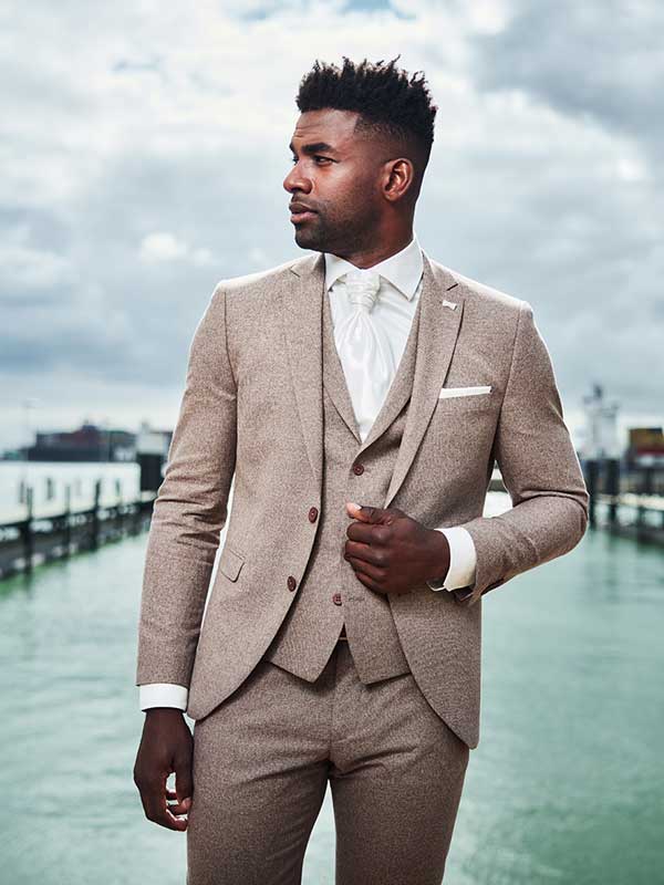 Trouwkostuum Immediate, Tabacco