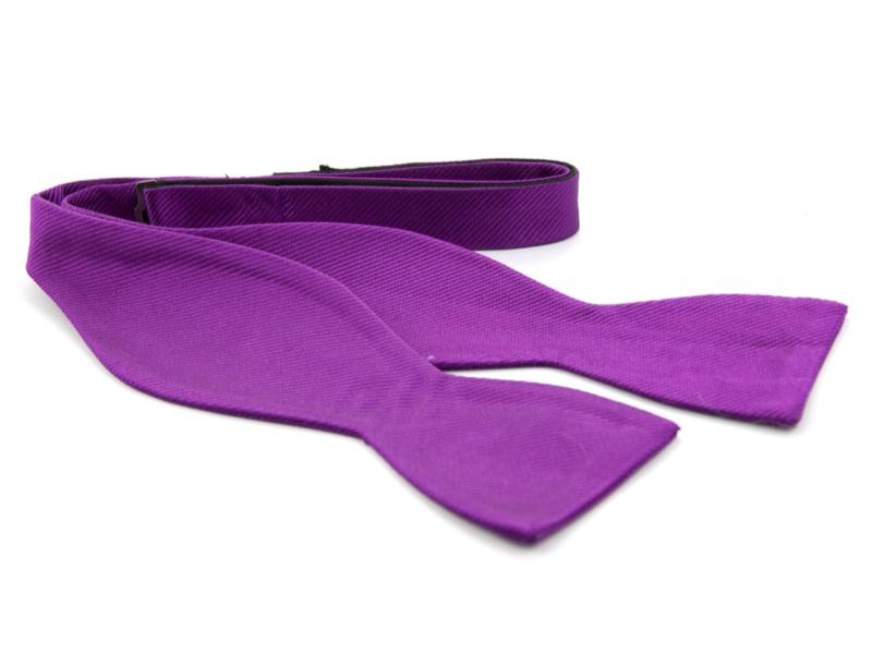 Strik, zelfstrikker 100% zijde Aubergine