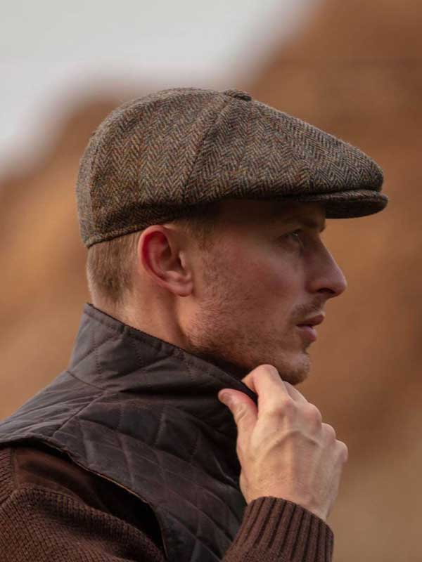 Bakerboy Cap Harris Tweed 8-Panel "Thomas" In Charcoal