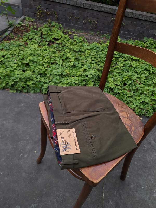 Winter Chino ''Mr. Jones'' In Olive