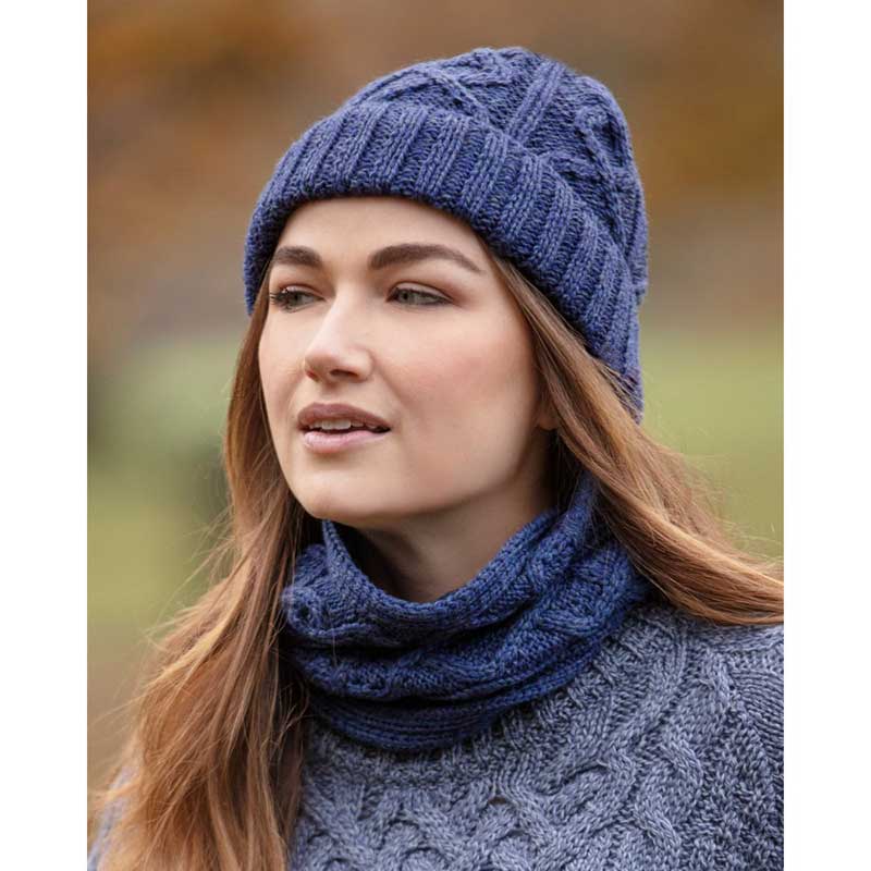 Supersoft Merino Wool Harwell Snood Navy - Afbeelding 2
